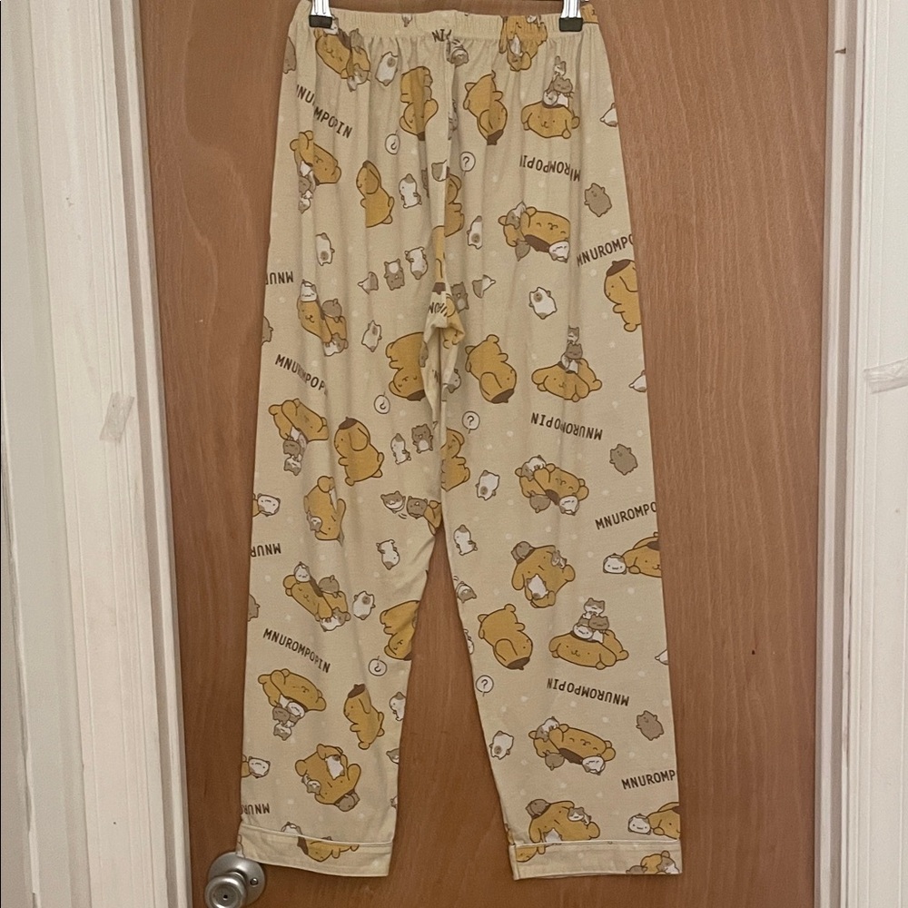 Sanrio Cream and Brown Pompompurin Pajama Set - Picture 7 of 9